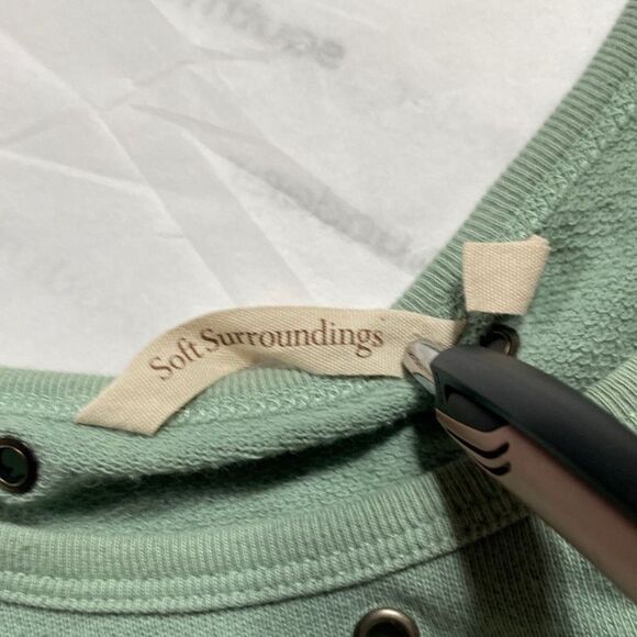 Soft Surroundings Sz L Milano Top Granite Green - Cold Shoulder, Grommets - Picture 13 of 15